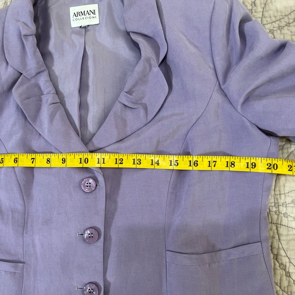 Armani Collezioni Purple Blazer. Ruffle collar, pockets, button down. - Picture 8 of 8